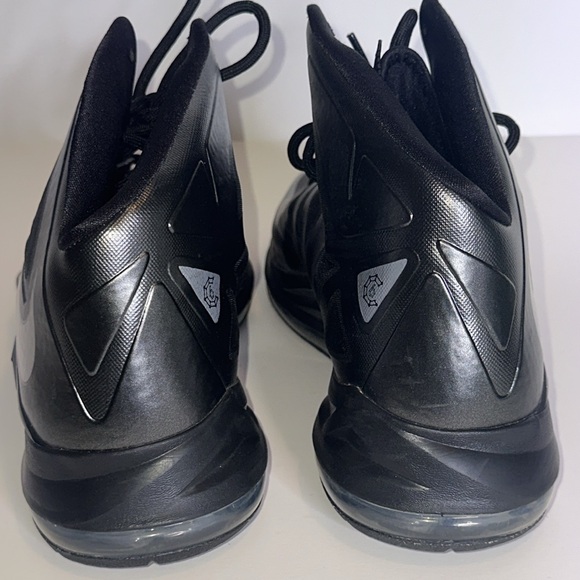 Nike LEBRON X Carbon 14 2012 Men Sneakers Black - Picture 3 of 13